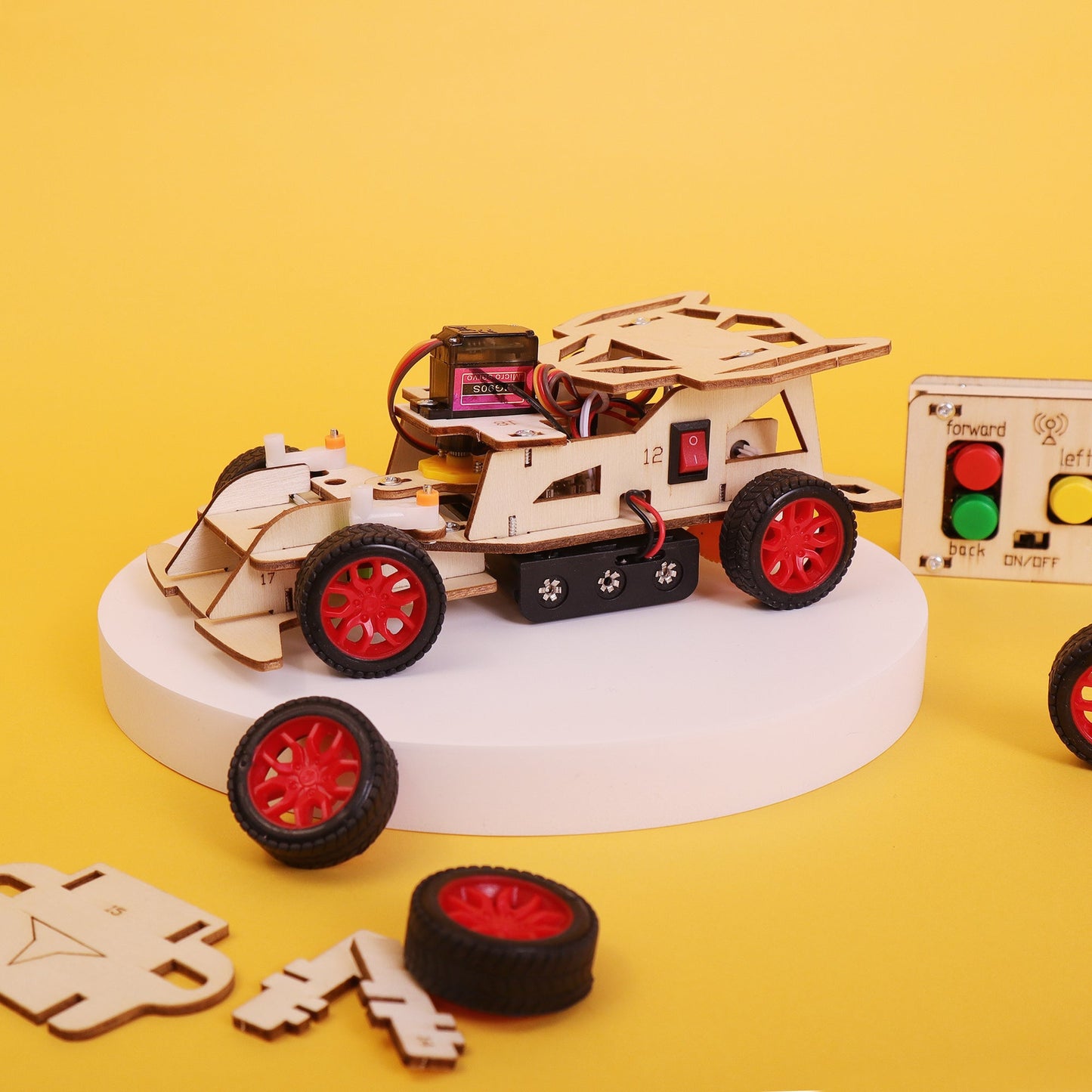 Zea Post Steering Remote-Controlled Car DIY Kit, Educational STEM Toy