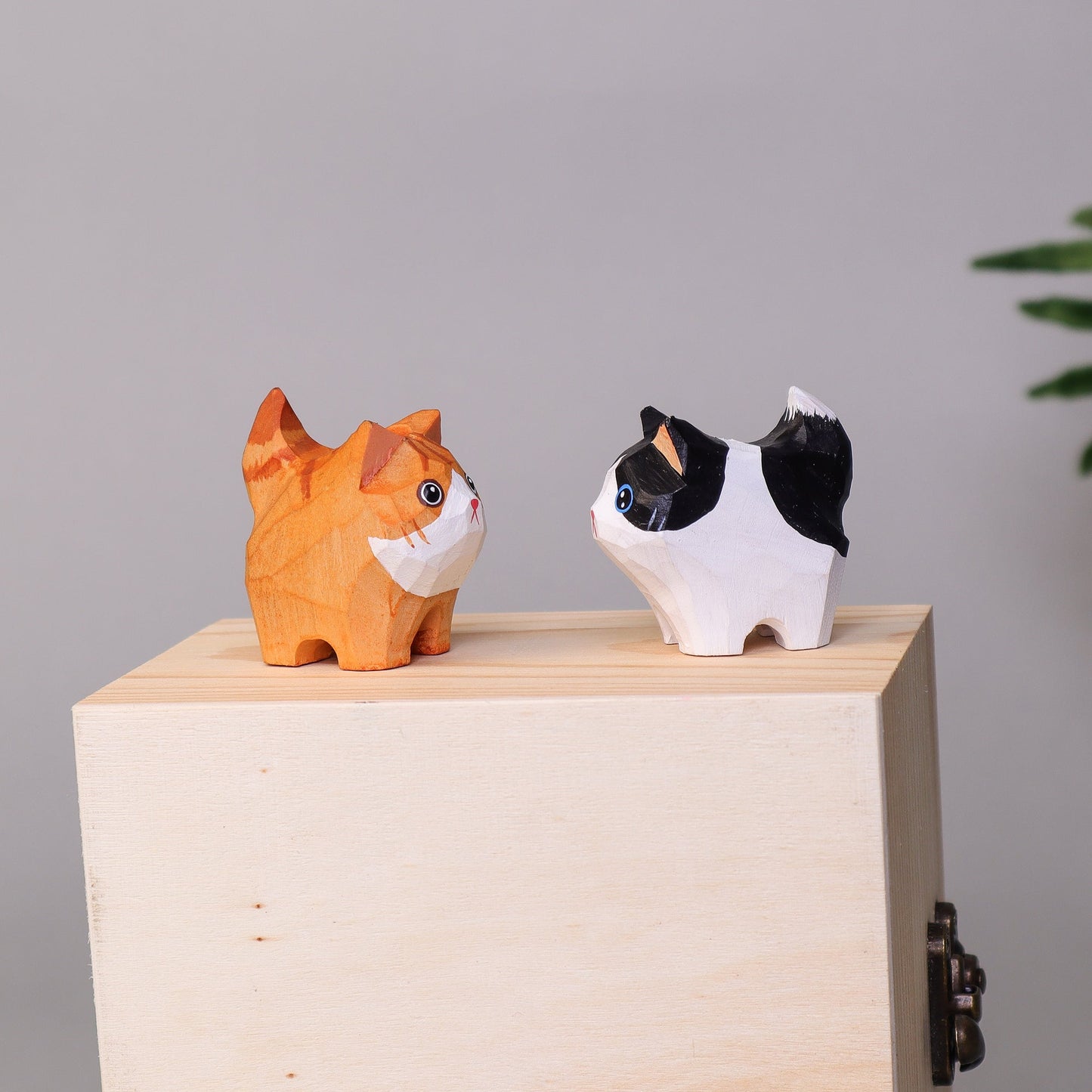 Zea Post Hand-Carved Wooden Cats, Personalized Gift for Cat Lovers